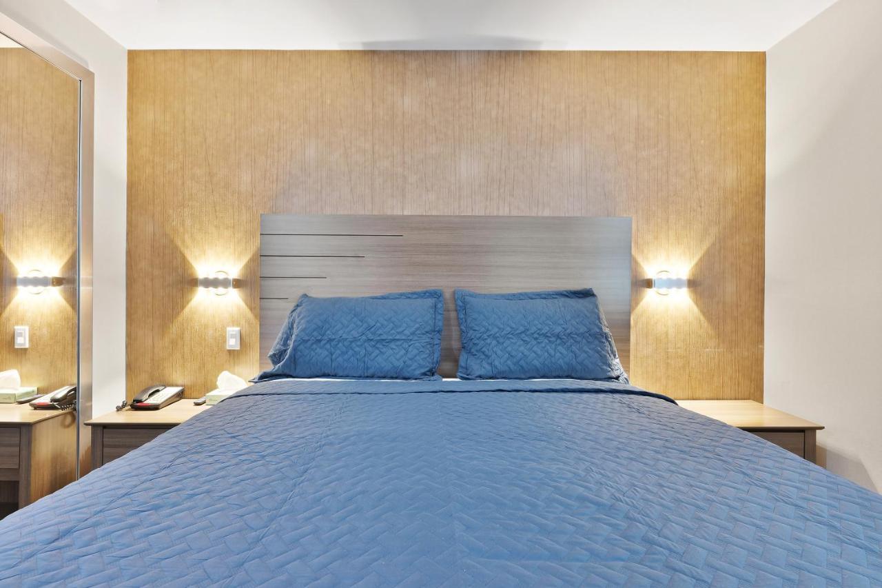 Casa Blanca Hotel Brooklyn นิวยอร์ก ภายนอก รูปภาพ